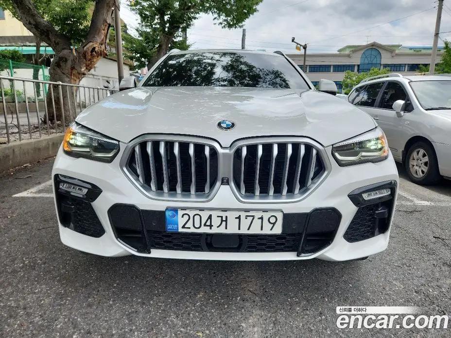 BMW X6 2021 3.0 автомат (гидро), фото 4