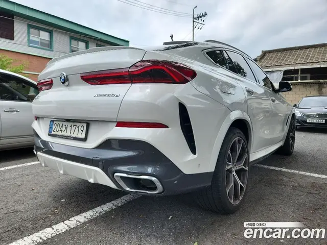 BMW X6 2021 3.0 автомат (гидро), миниатюра 9