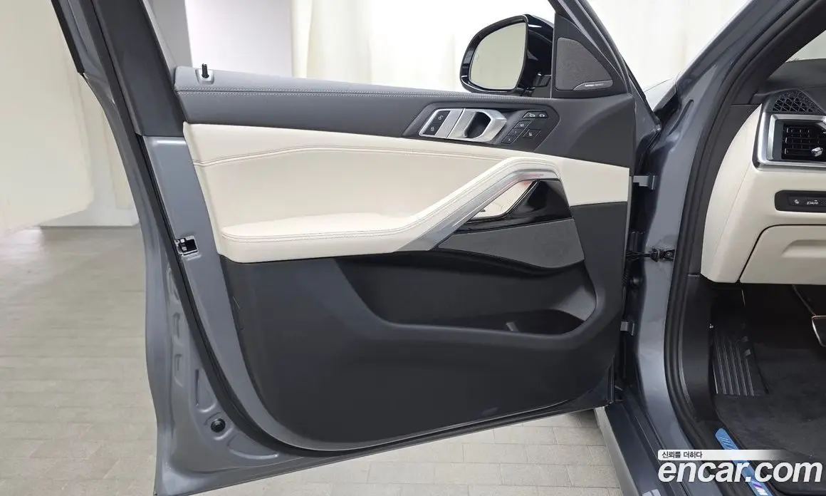BMW X6 2026 3.0 автомат (гидро), фото 13
