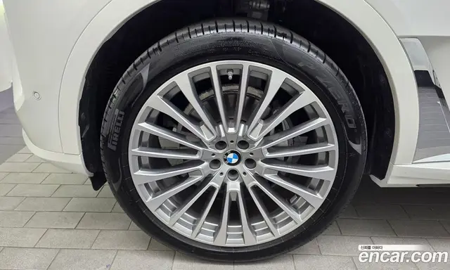 BMW X7 2024 3.0 автомат (гидро), миниатюра 5