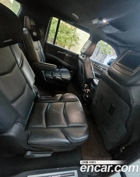 Cadillac Escalade 2016 6.2 автомат (гидро), миниатюра 10