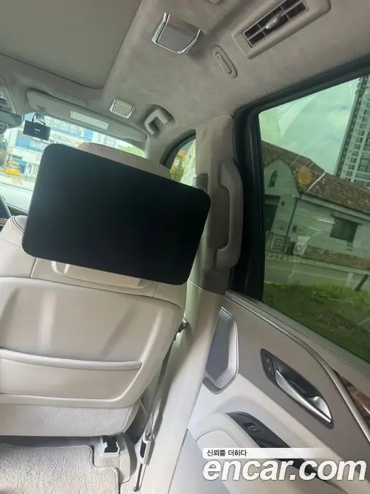 Cadillac Escalade 2023 6.2 автомат (гидро), фото 13