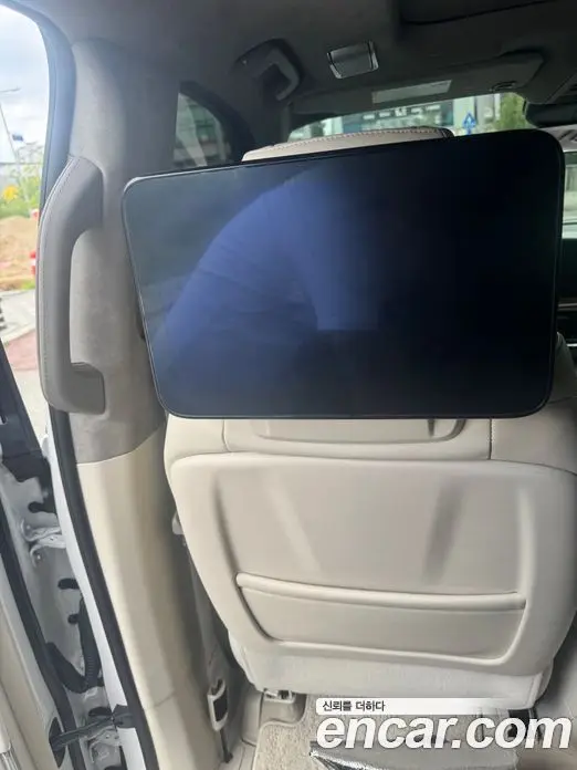 Cadillac Escalade 2023 6.2 автомат (гидро), фото 9