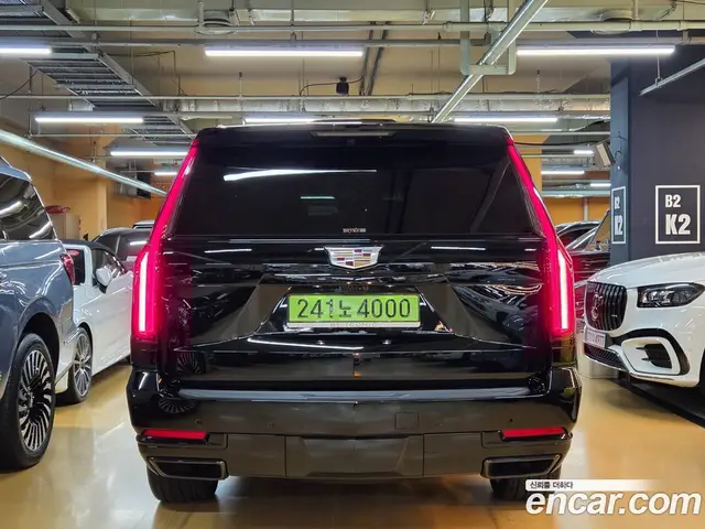 Cadillac Escalade 2025 6.2 автомат (гидро), миниатюра 4