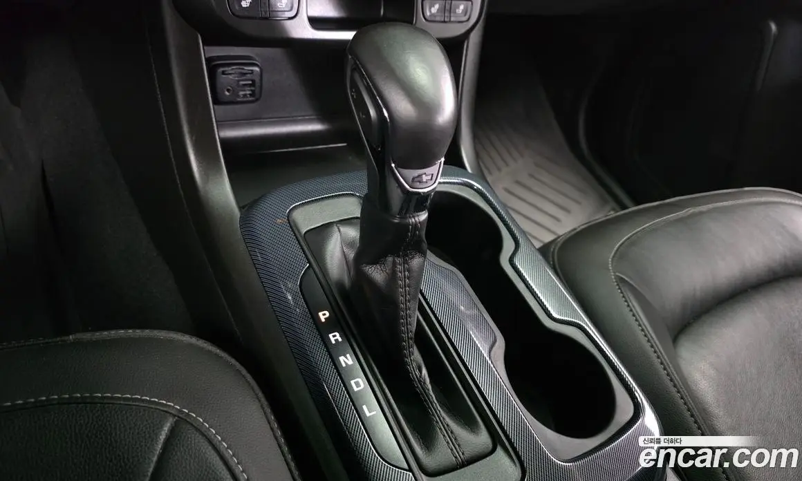 Chevrolet Colorado 2022 3.6 автомат (гидро), фото 12