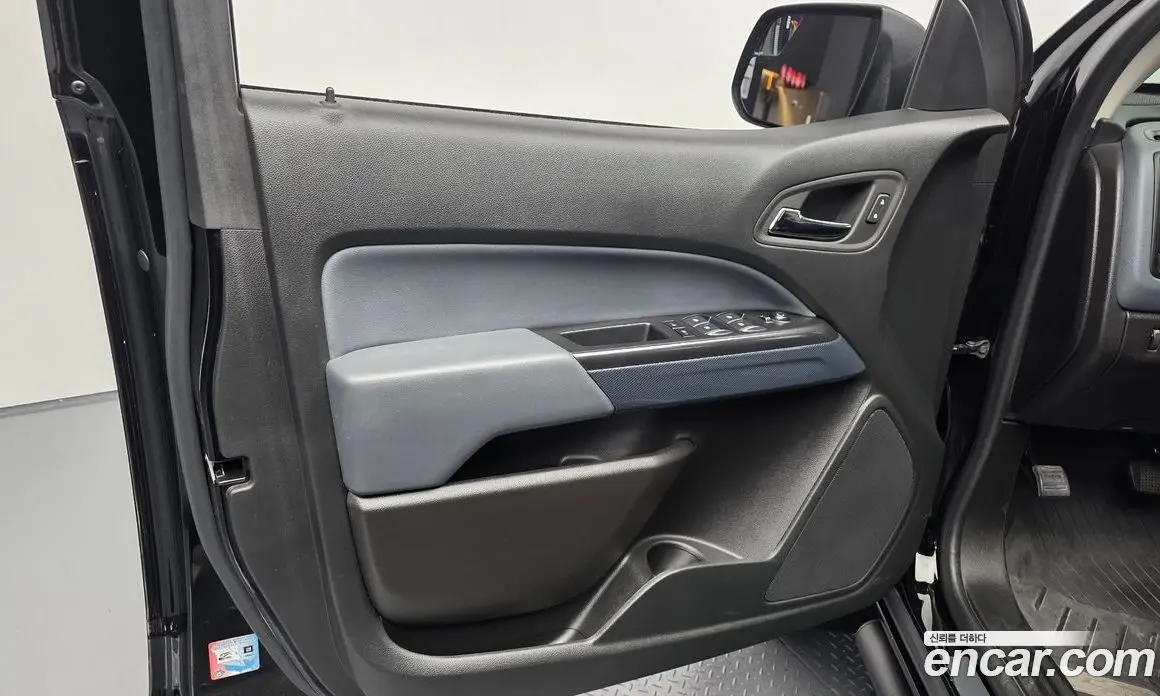 Chevrolet Colorado 2022 3.6 автомат (гидро), фото 14