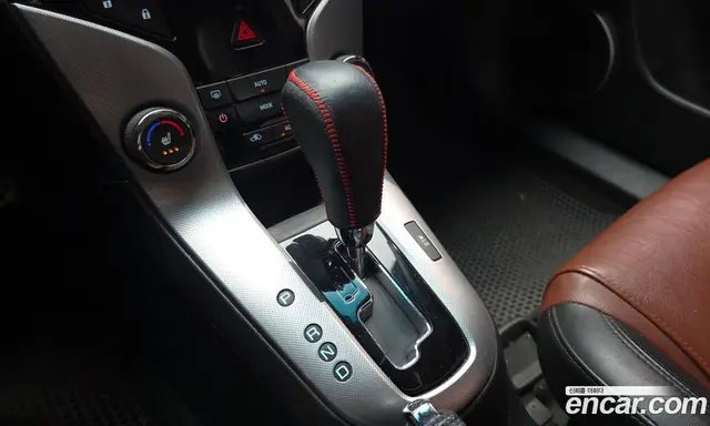Chevrolet Cruze 2012 1.8 автомат (гидро), миниатюра 12