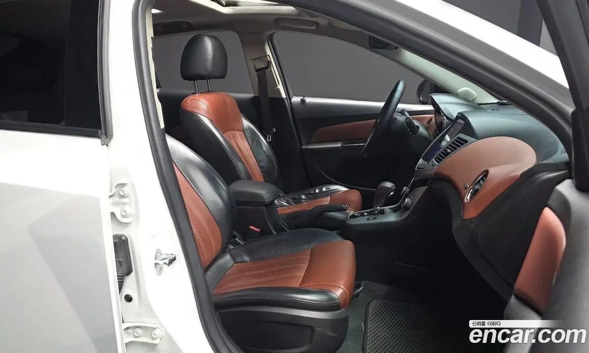Chevrolet Cruze 2012 1.8 автомат (гидро), фото 16