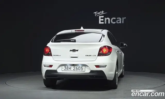 Chevrolet Cruze 2012 1.8 автомат (гидро), миниатюра 4