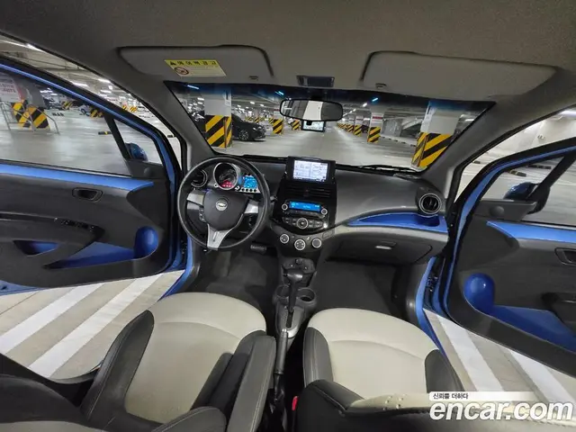 Chevrolet Spark 2013 1.0 автомат (гидро), миниатюра 7