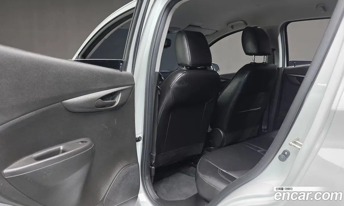 Chevrolet Spark 2018 1.0 автомат (гидро), фото 18