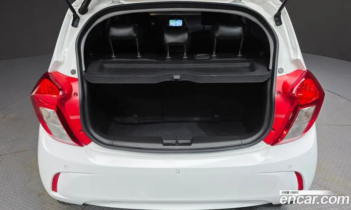 Chevrolet Spark 2018 1.0 автомат (гидро), фото 20