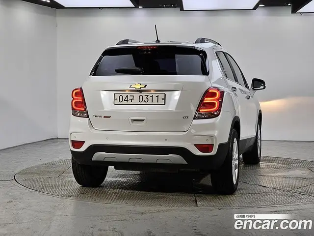 Chevrolet Trax 2016 1.4 автомат (гидро), миниатюра 3