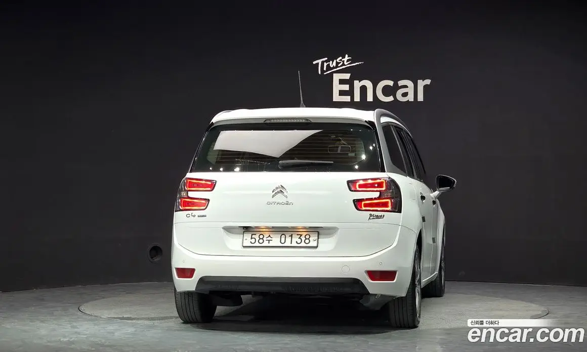 Citroen C4 Picasso 2016 1.6 автомат (гидро), фото 4