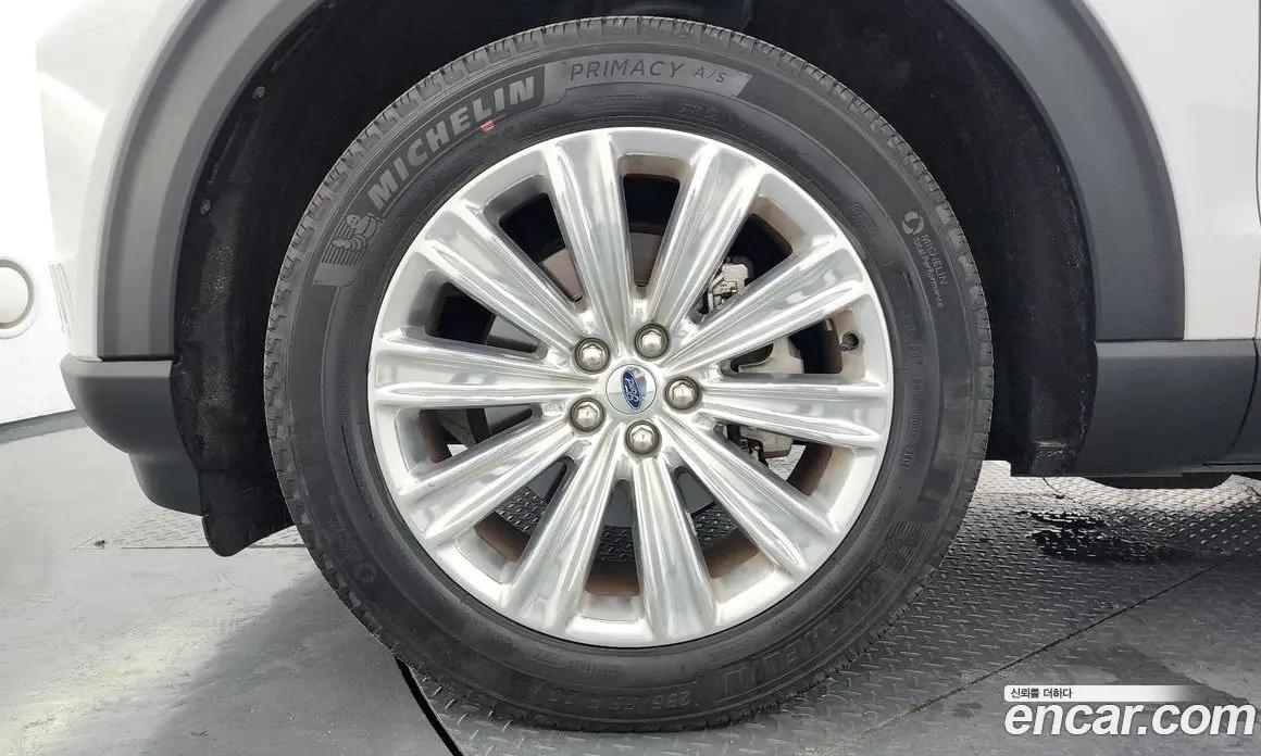 Ford Explorer 2019 2.3 автомат (гидро), фото 5