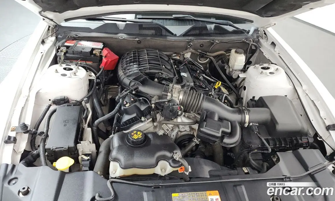 Ford Mustang 2014 3.7 автомат (гидро), фото 6