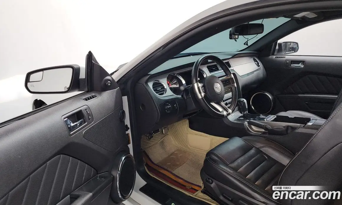 Ford Mustang 2014 3.7 автомат (гидро), фото 10