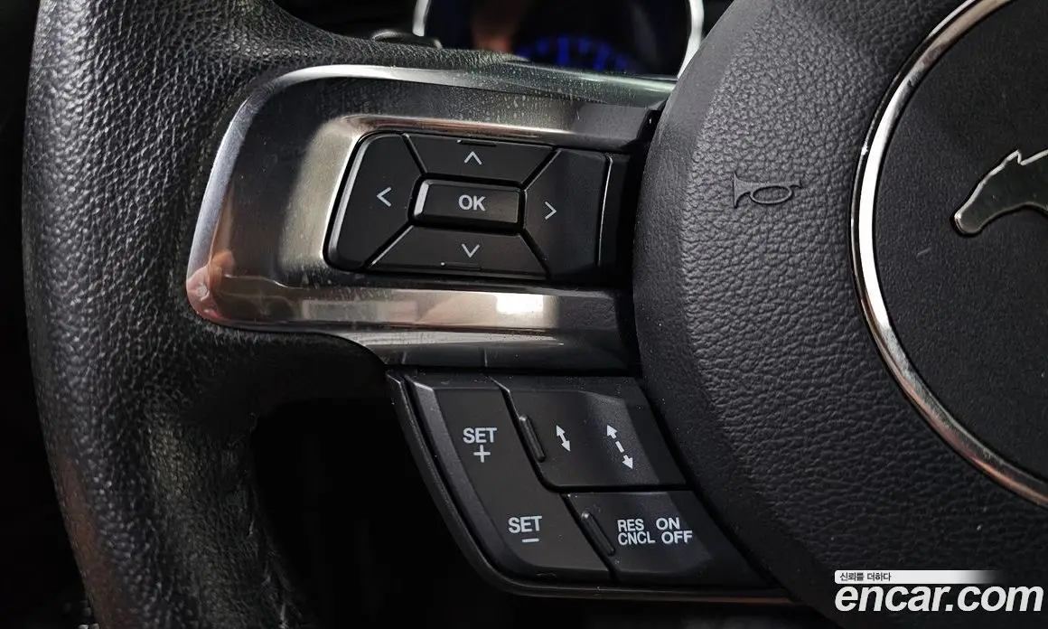 Ford Mustang 2016 2.3 автомат (гидро), фото 19