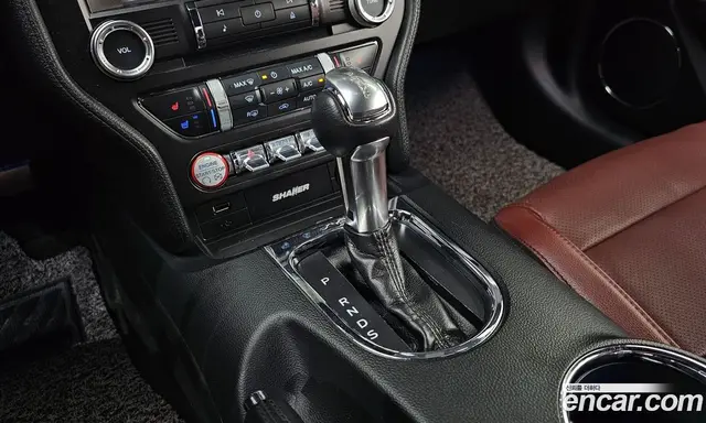 Ford Mustang 2016 2.3 автомат (гидро), миниатюра 9