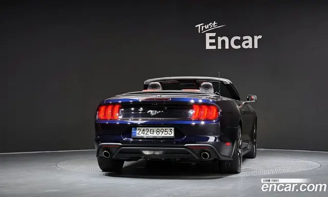 Ford Mustang 2021 2.3 автомат (гидро), миниатюра 4