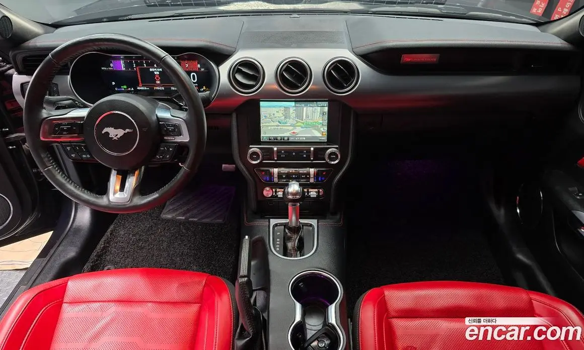 Ford Mustang 2021 2.3 автомат (гидро), фото 7