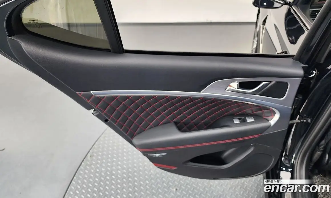 Genesis G70 2019 2.0 автомат (гидро), фото 14
