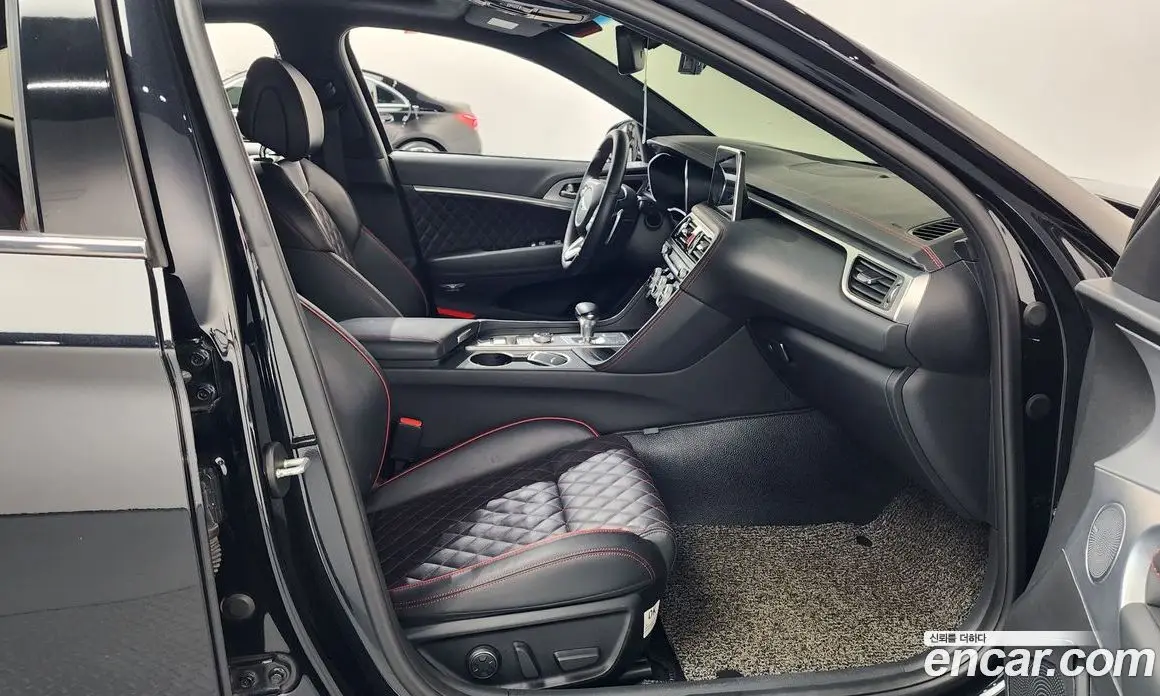Genesis G70 2019 2.0 автомат (гидро), фото 15