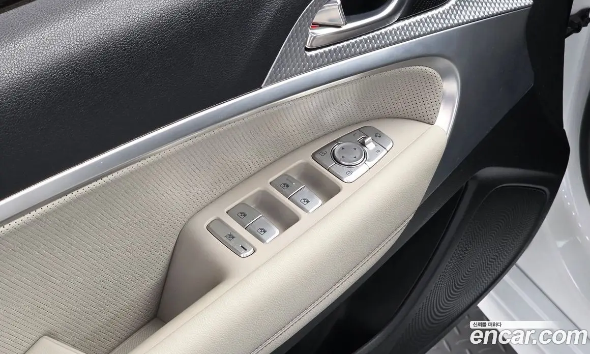 Genesis G70 2021 2.0 автомат (гидро), фото 16