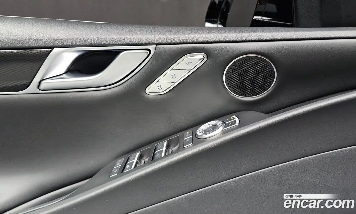 Genesis G80 2025 2.5 автомат (гидро), фото 27