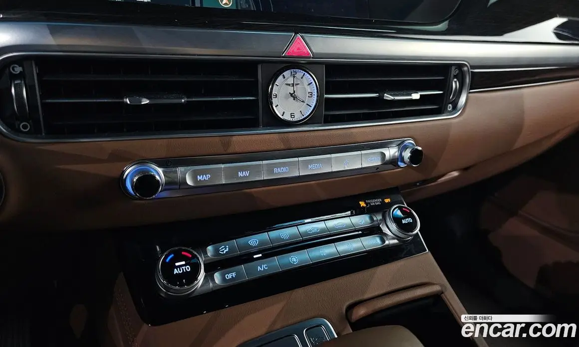 Genesis G90 2019 3.8 автомат (гидро), фото 32