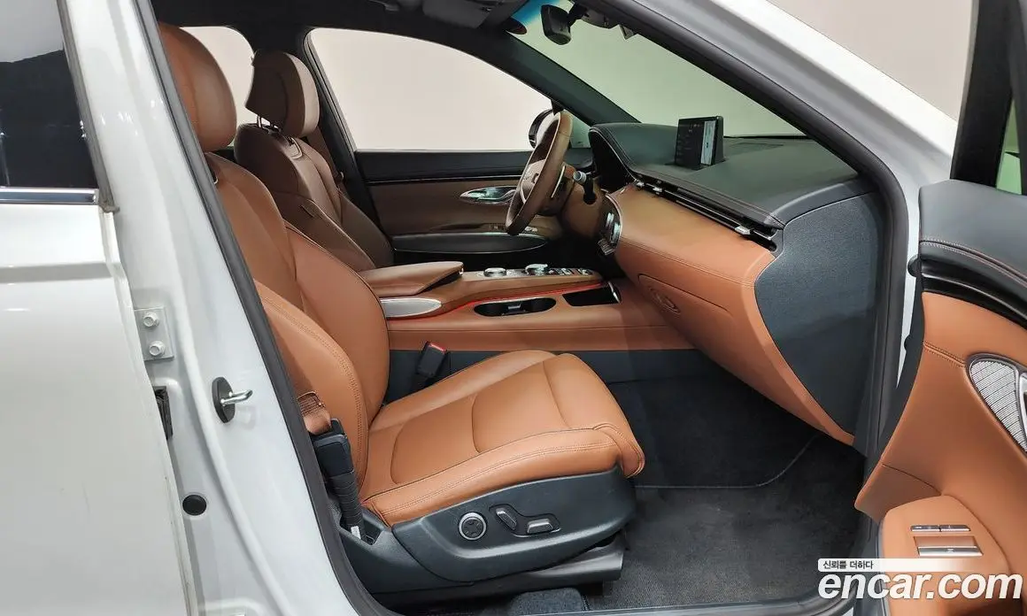 Genesis GV70 2021 2.5 автомат (гидро), фото 16