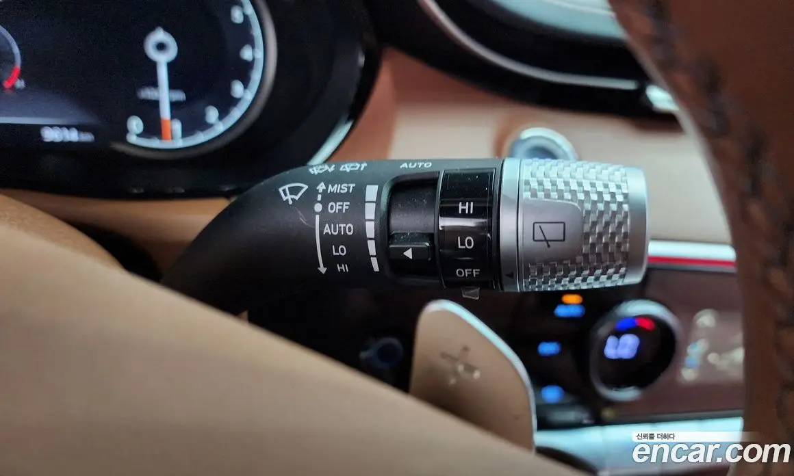 Genesis GV70 2021 2.5 автомат (гидро), фото 23