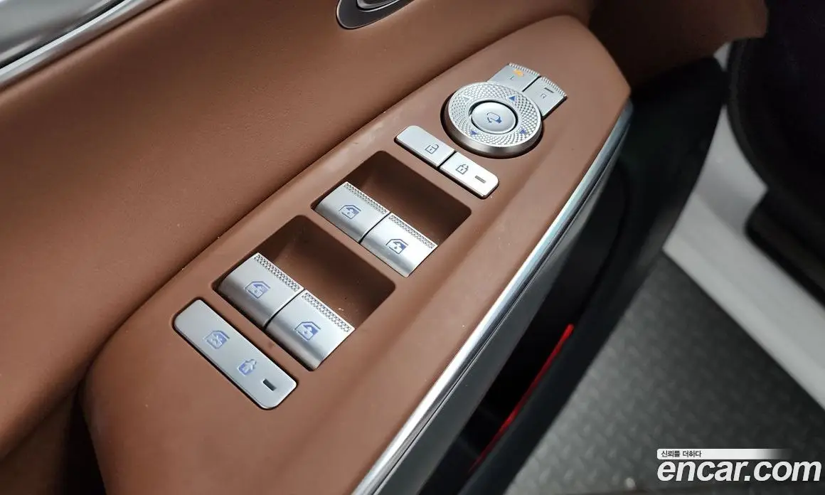 Genesis GV70 2021 2.5 автомат (гидро), фото 29