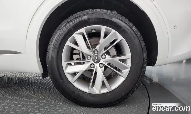 Genesis GV70 2021 2.5 автомат (гидро), миниатюра 7