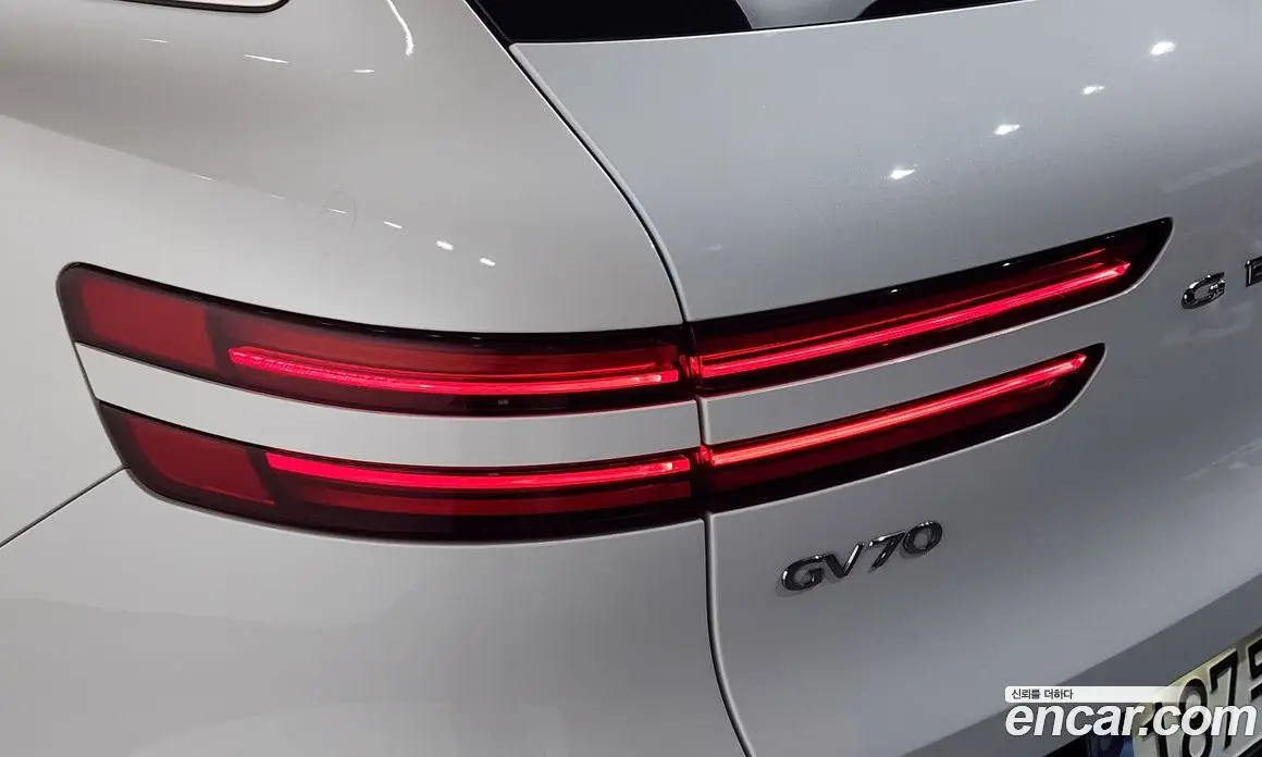 Genesis GV70 2021 2.5 автомат (гидро), фото 9
