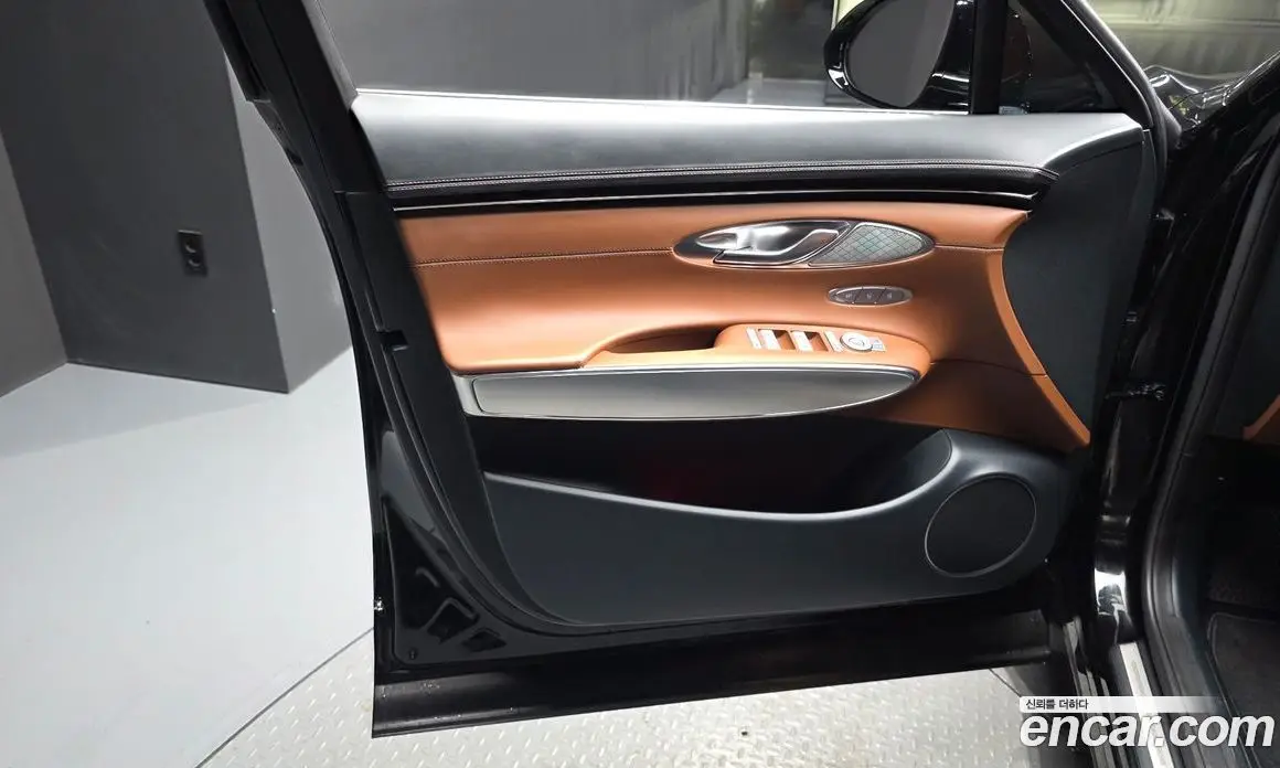 Genesis GV70 2021 2.5 автомат (гидро), фото 14