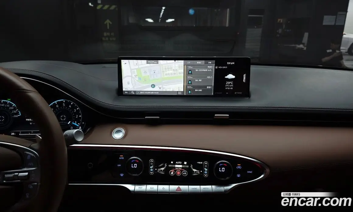 Genesis GV70 2021 2.5 автомат (гидро), фото 20