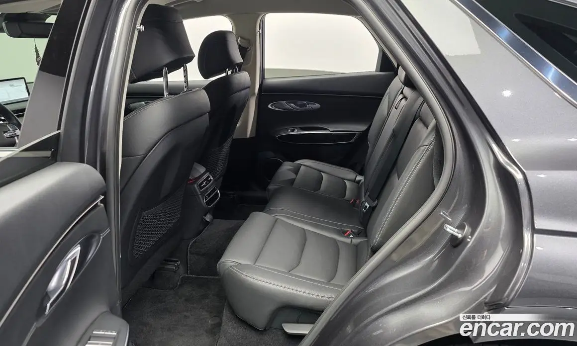 Genesis GV70 2021 2.5 автомат (гидро), фото 16