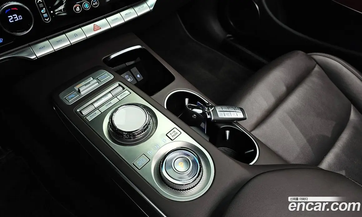 Genesis GV70 2022 2.5 автомат (гидро), фото 9