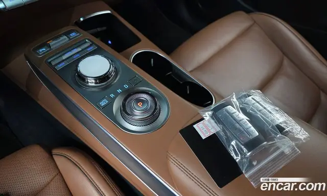 Genesis GV70 2022 2.5 автомат (гидро), миниатюра 12