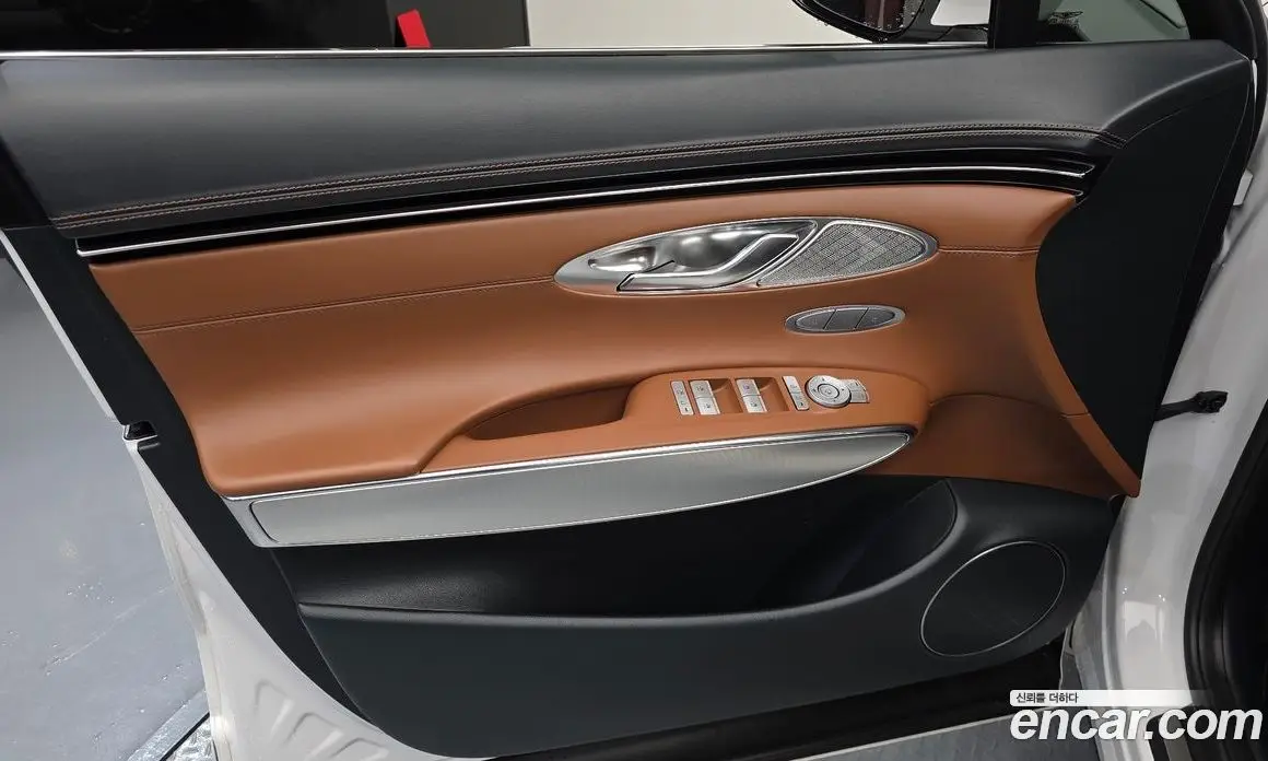 Genesis GV70 2022 2.5 автомат (гидро), фото 14