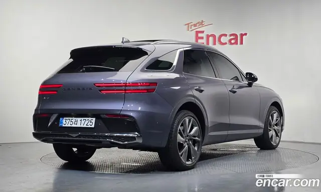 Genesis GV70 2025 2.5 автомат (гидро), миниатюра 2