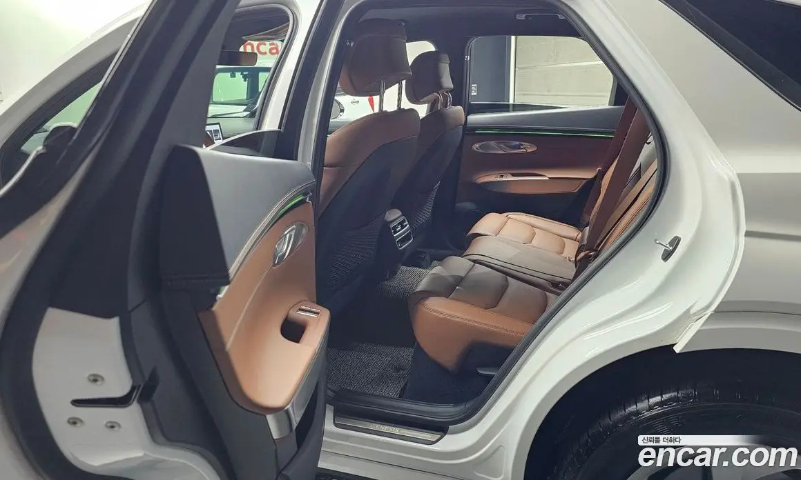 Genesis GV70 2026 2.5 автомат (гидро), фото 16