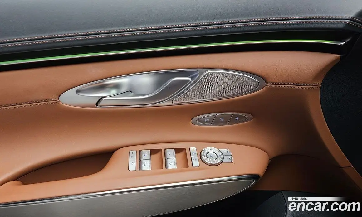 Genesis GV70 2026 2.5 автомат (гидро), фото 32