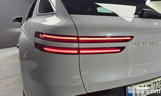 Genesis GV70 2026 2.5 автомат (гидро), миниатюра 9
