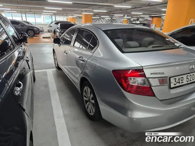Honda Civic 2012 1.8 автомат (гидро), миниатюра 2