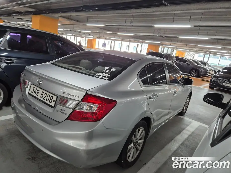 Honda Civic 2012 1.8 автомат (гидро), фото 8
