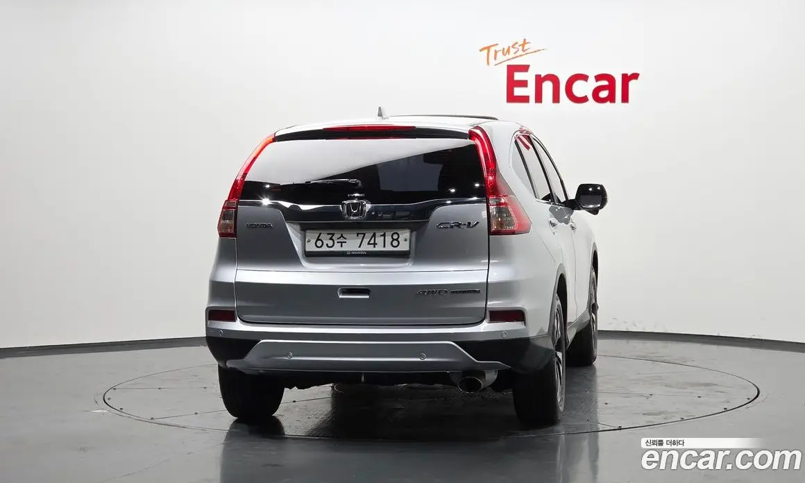 Honda CR-V 2015 2.4 автомат (гидро), фото 4 Honda CR-V 2015 2.4 автомат (гидро), фото 4