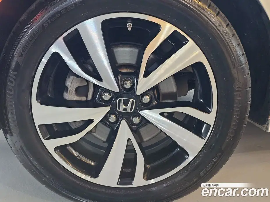 Honda Odyssey 2020 3.5 автомат (гидро), фото 16 Honda Odyssey 2020 3.5 автомат (гидро), фото 16