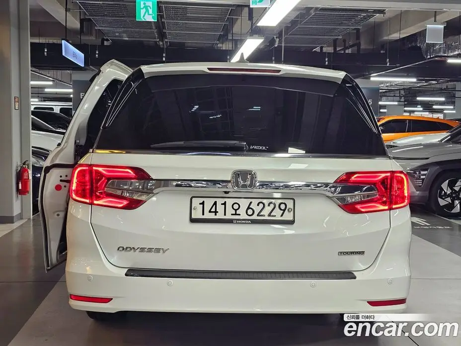 Honda Odyssey 2020 3.5 автомат (гидро), фото 4 Honda Odyssey 2020 3.5 автомат (гидро), фото 4